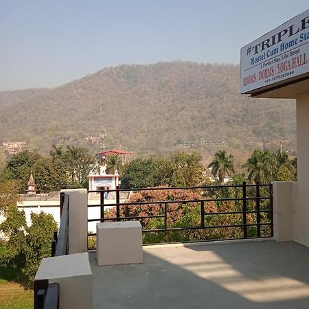 Triple1 Hostel & Homestay Rishīkesh Extérieur photo