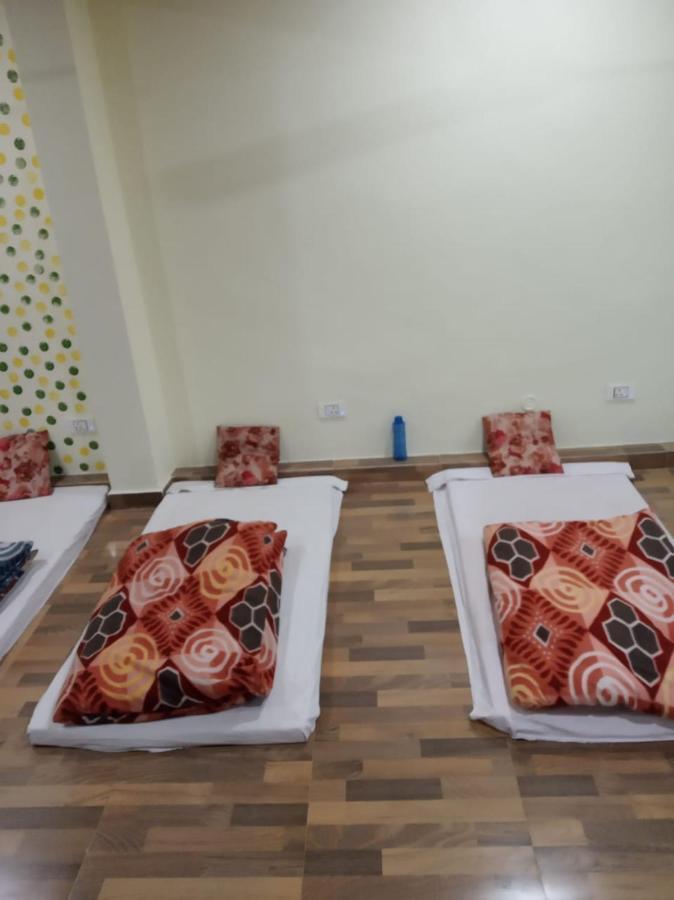 Triple1 Hostel & Homestay Rishīkesh Extérieur photo