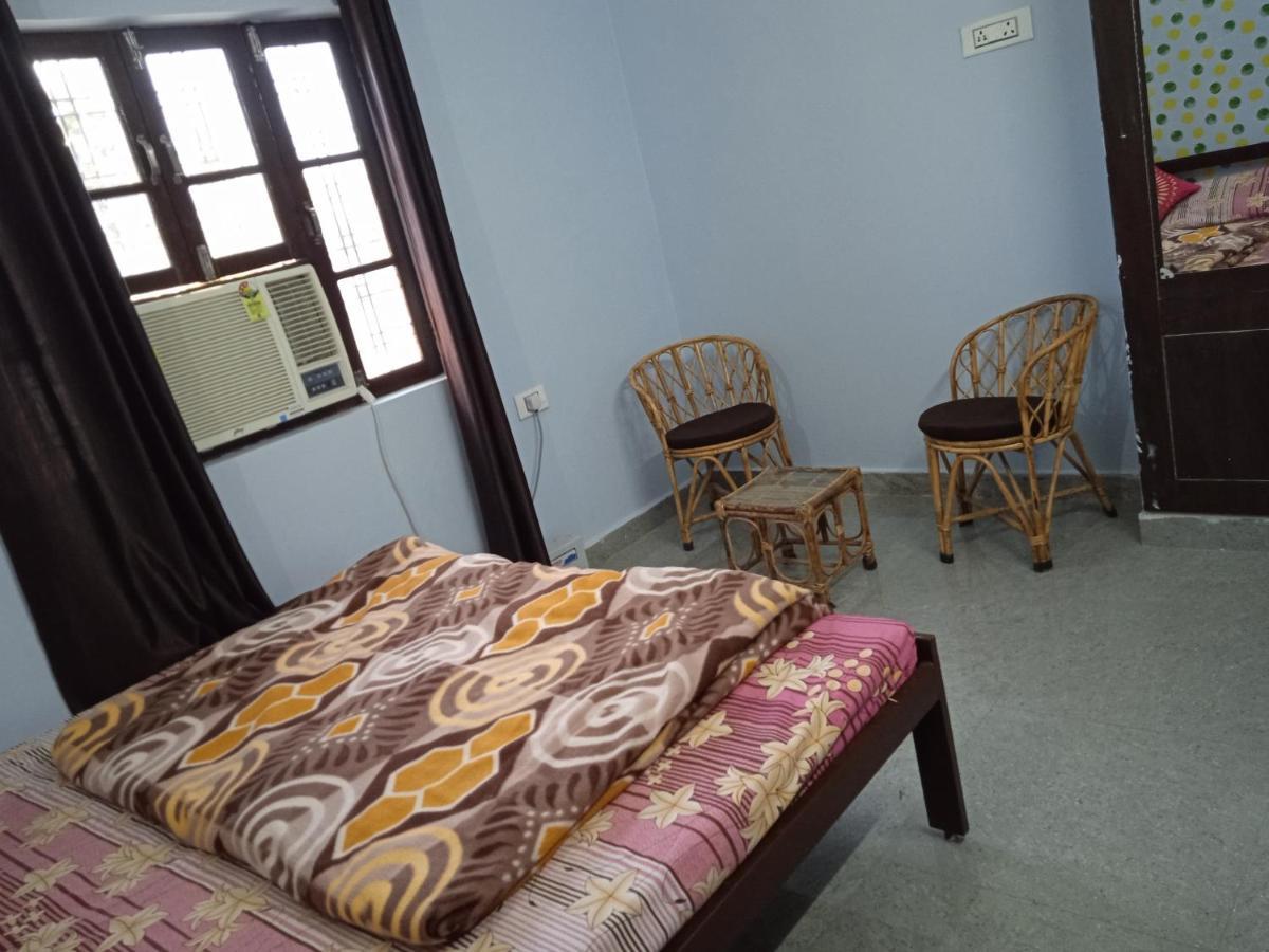 Triple1 Hostel & Homestay Rishīkesh Extérieur photo