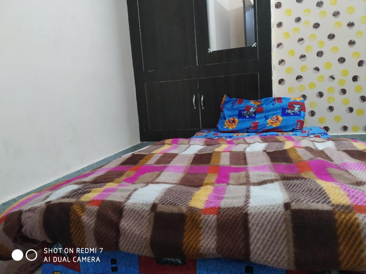Triple1 Hostel & Homestay Rishīkesh Extérieur photo