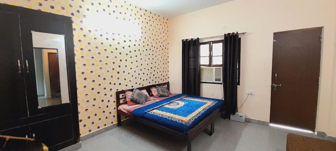 Triple1 Hostel & Homestay Rishīkesh Extérieur photo