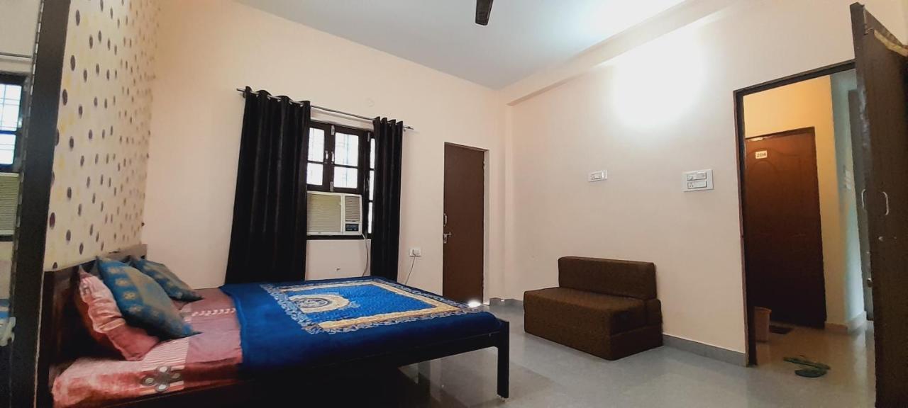 Triple1 Hostel & Homestay Rishīkesh Extérieur photo