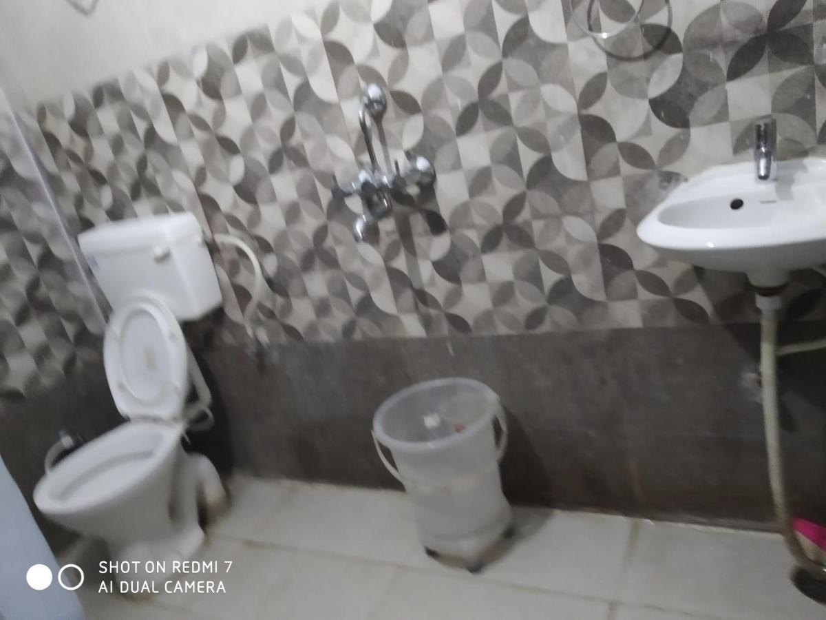 Triple1 Hostel & Homestay Rishīkesh Extérieur photo